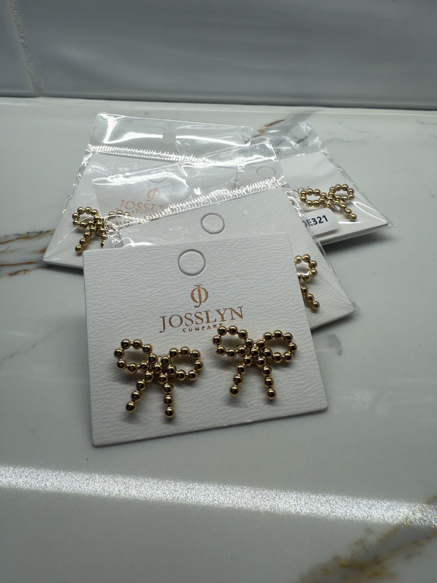 Bubble Bow Studs